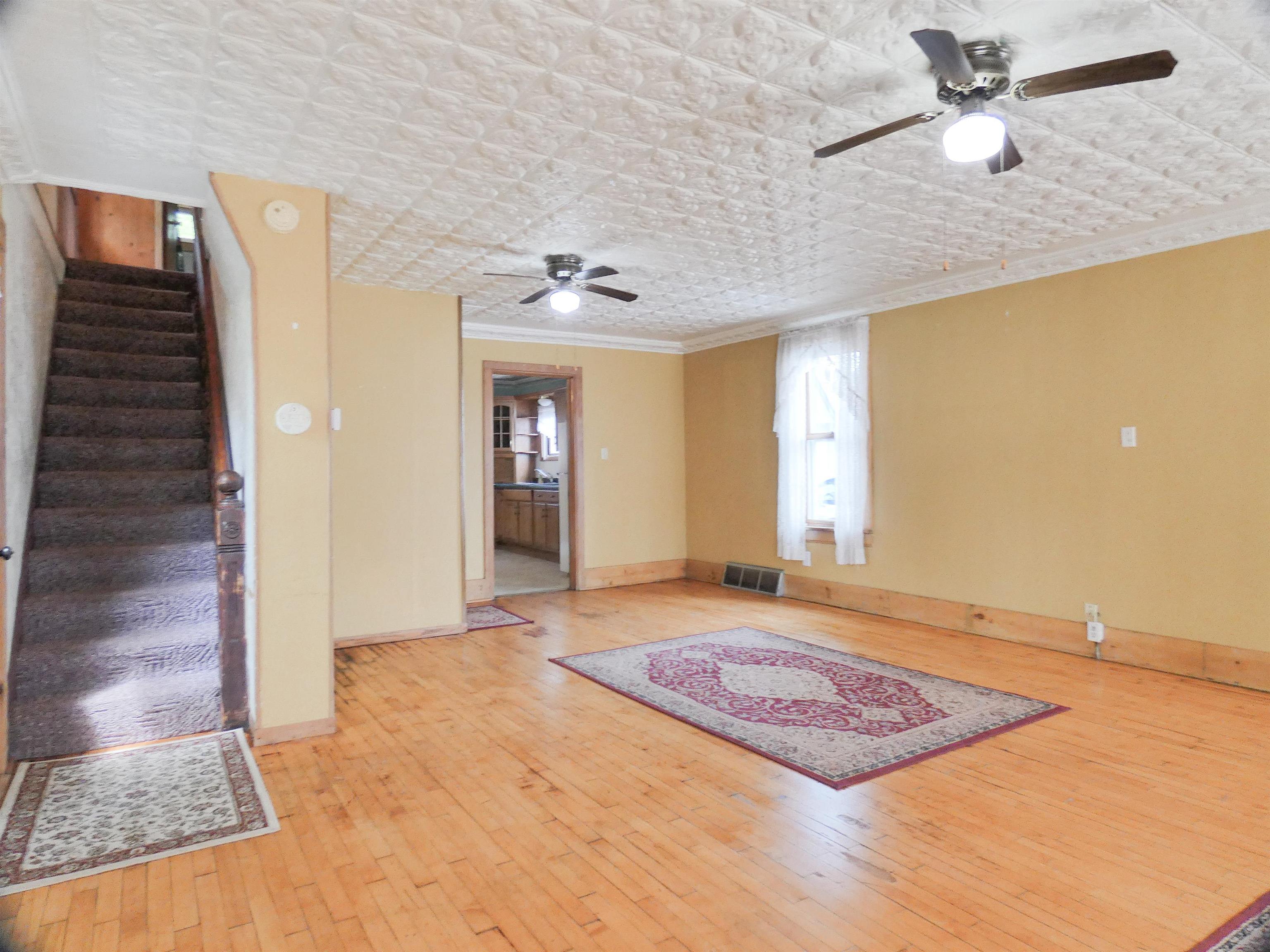 107 South Andrews Street Shawano, WI 54166 - Photo 5 of 47