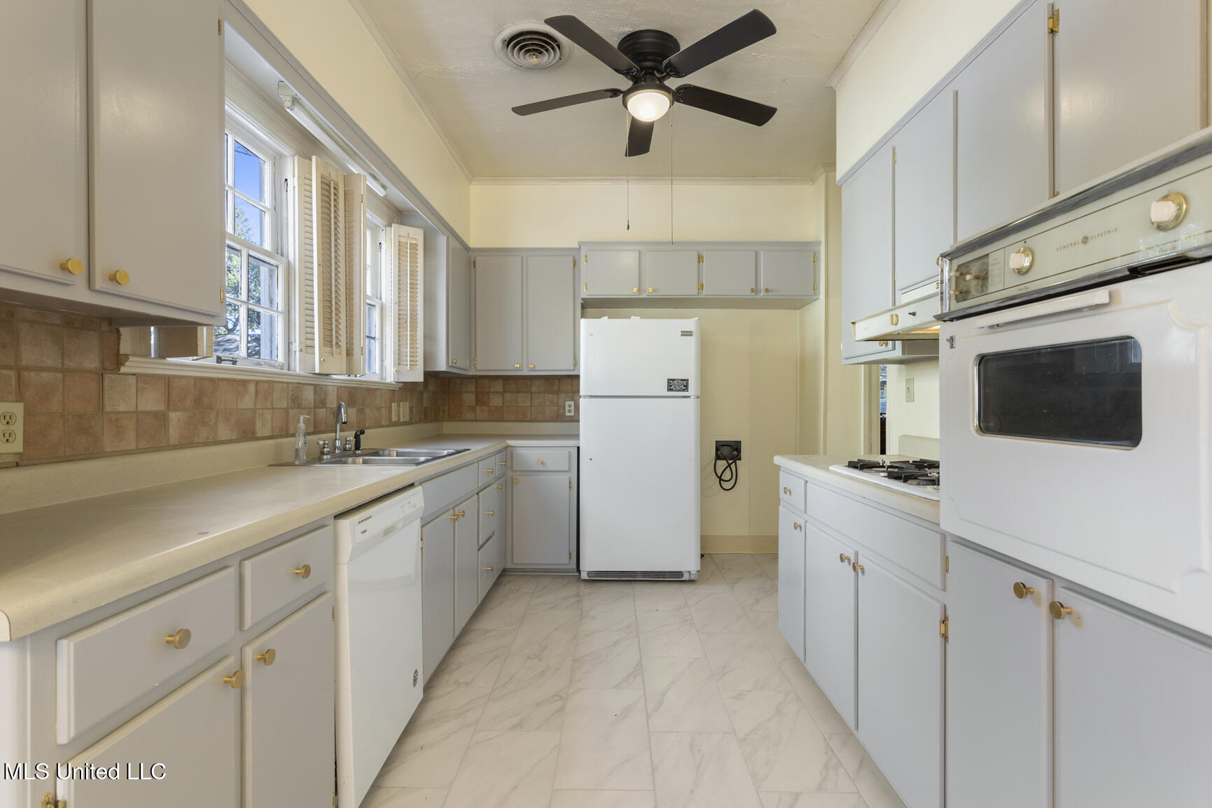 1831 Howard Street Jackson, MS 39202 - Photo 16 of 28 1831 Howard-16
