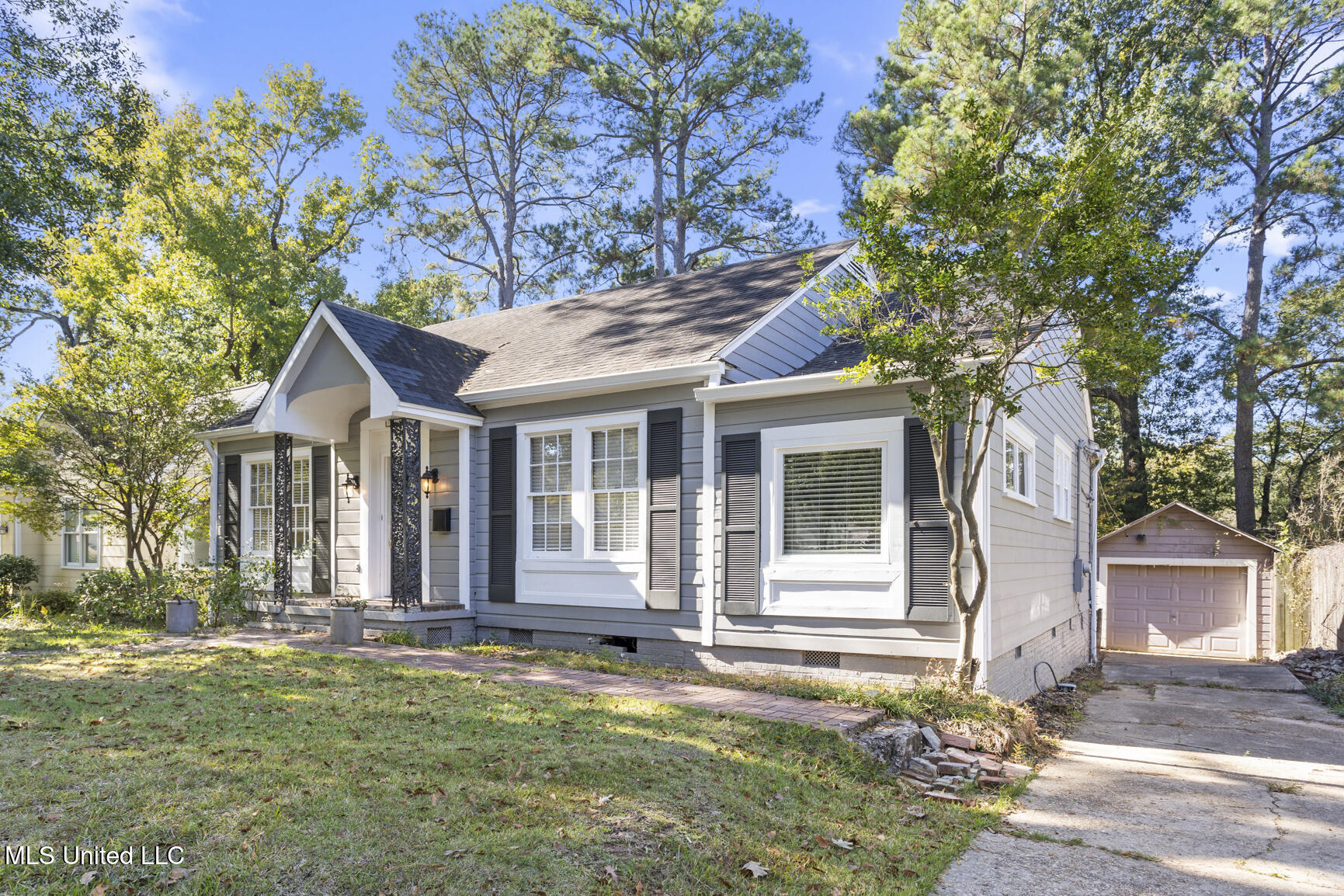 1831 Howard Street Jackson, MS 39202 - Photo 2 of 28 1831 Howard-2