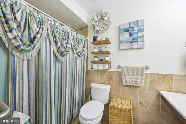 $525,000 | 45 Nickelhill Lane, Levittown, PA 19054