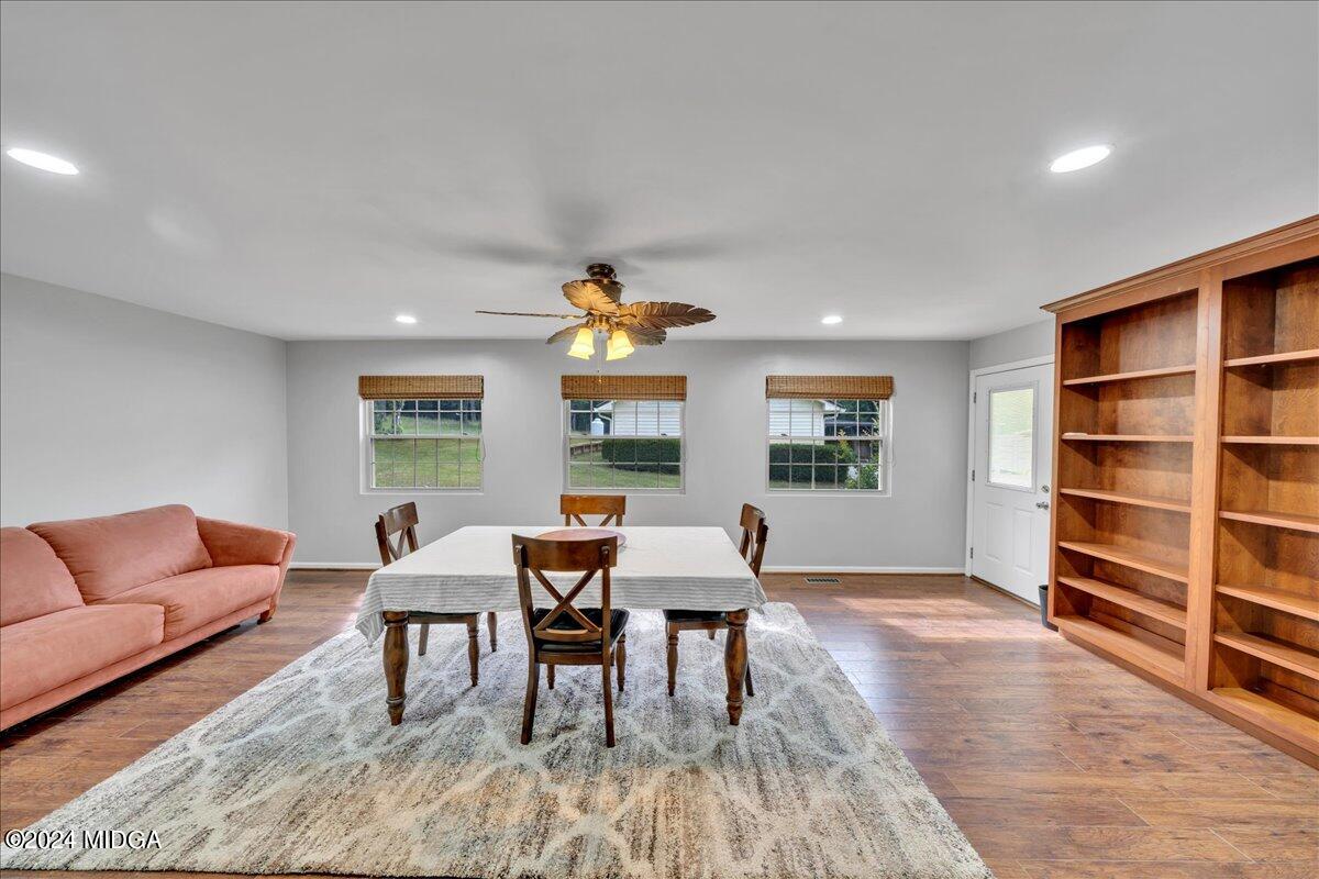 474 Plantation Road Gray, GA 31032 - Photo 24 of 64 a view of a livingroom with furniture and window