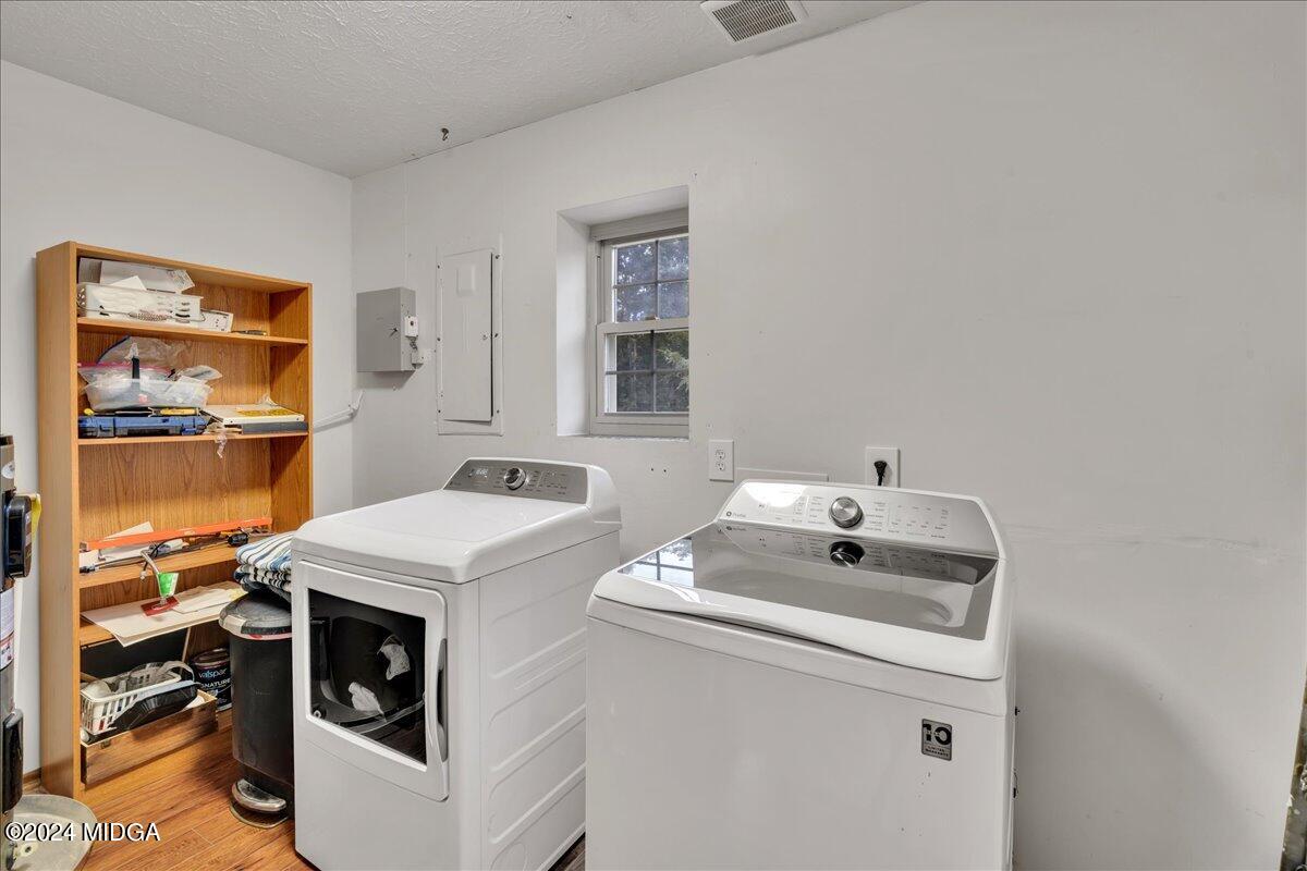 474 Plantation Road Gray, GA 31032 - Photo 36 of 64 a utility room with dryer and washer