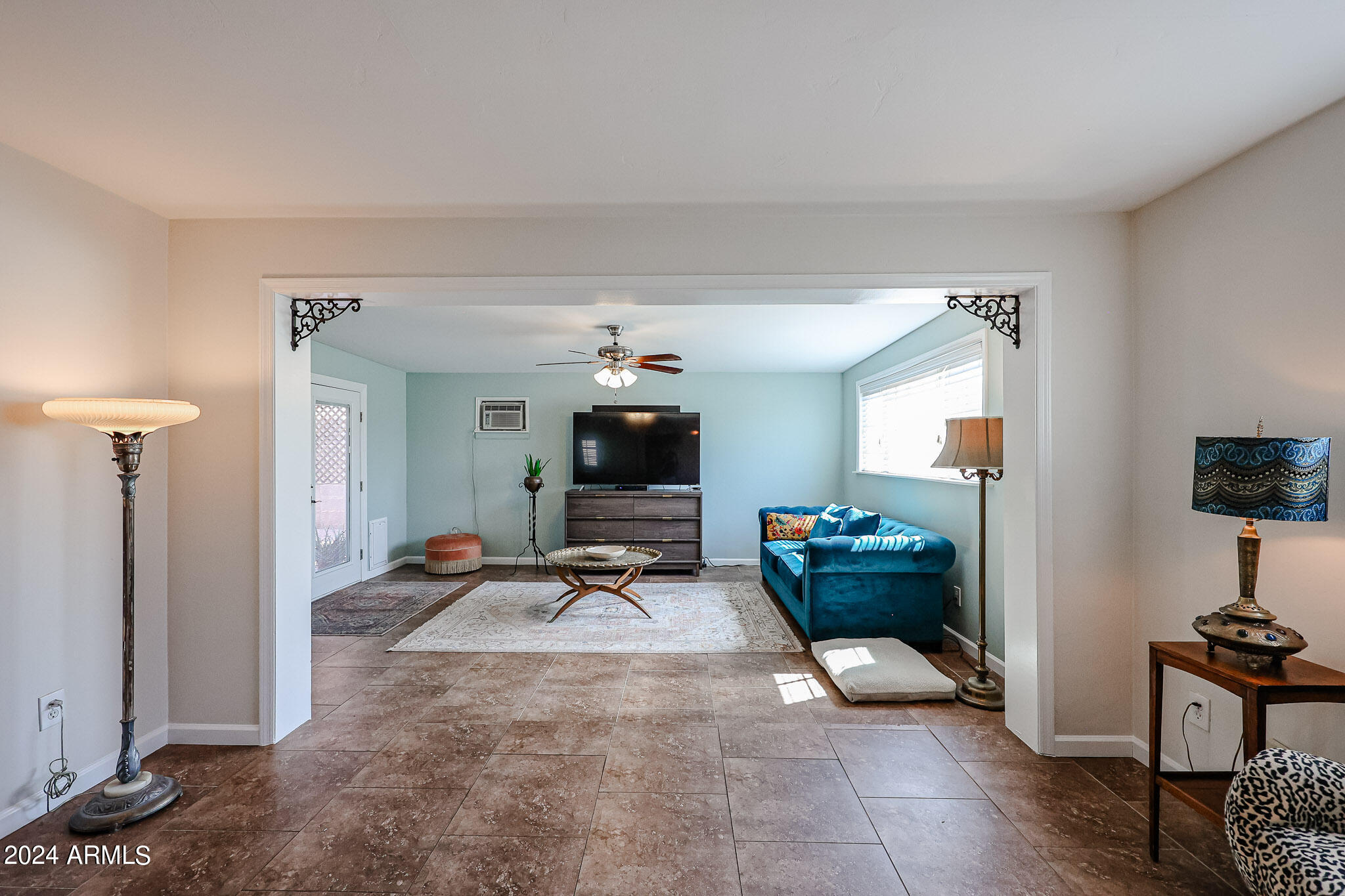 4634 East Almeria Road Phoenix, AZ 85008 - Photo 7 of 43 Plenty of Room