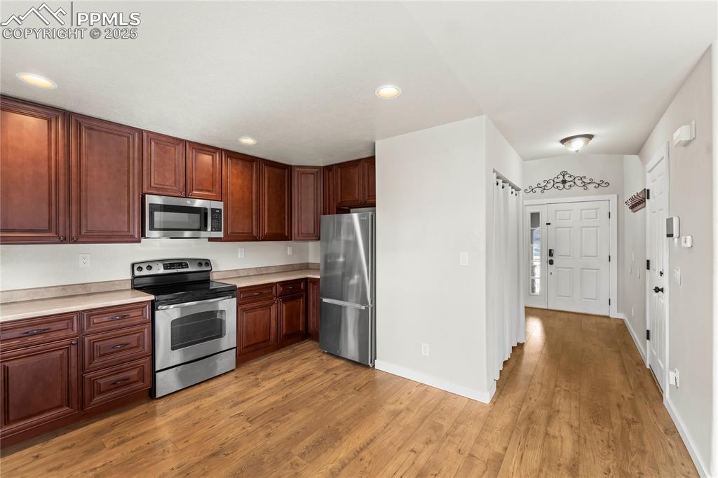 11508 Black Maple Lane Colorado Springs, CO 80921 - Photo 6 of 31