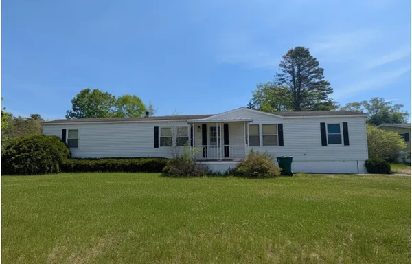 $144,900 | 32 Skyline Drive, Rochester, NH 03867