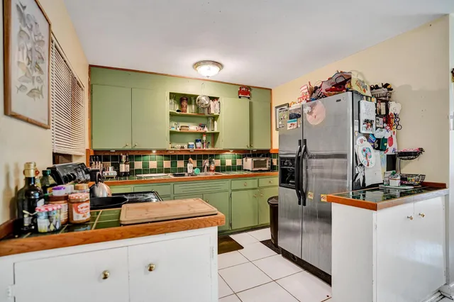 a very nice looking room with many windows