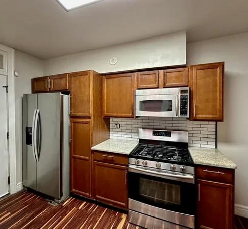 $399,000 | 8204 South Exchange Avenue, Chicago, IL 60617