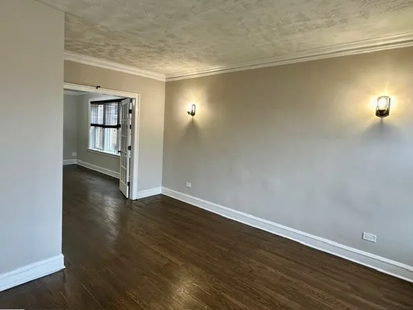 $399,000 | 8204 South Exchange Avenue, Chicago, IL 60617