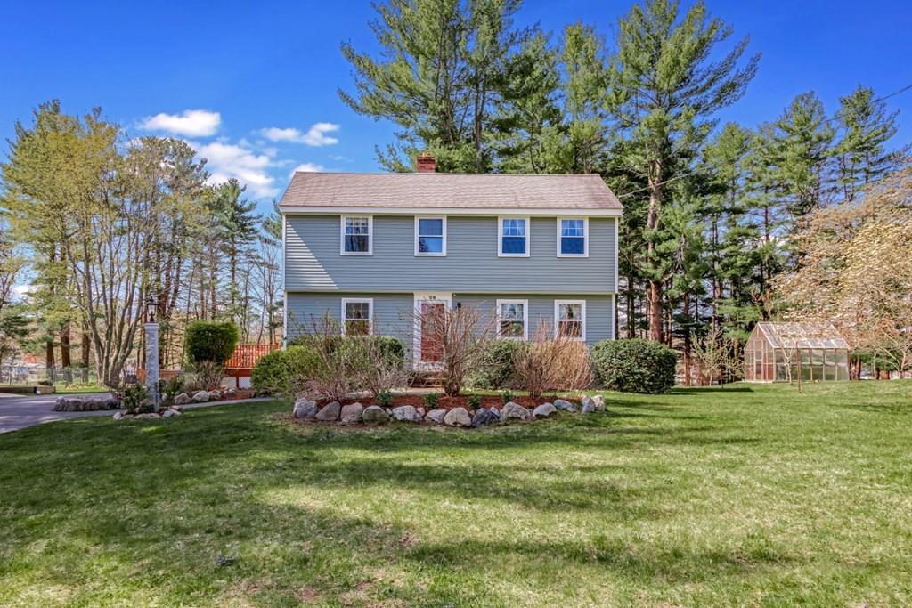 38 Edgemere Road Lynnfield, MA 01940 - Photo 2 of 42 Gallery Image 2