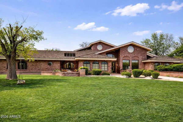 $2,494,000 | 1020 East Caroline Lane, Tempe, AZ 85284