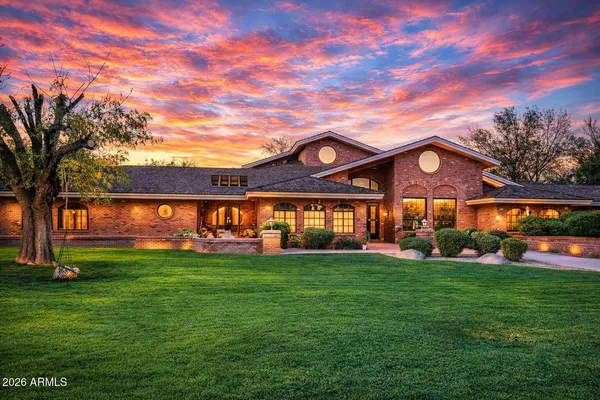 $2,494,000 | 1020 East Caroline Lane, Tempe, AZ 85284