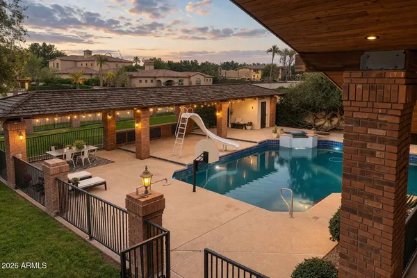 $2,494,000 | 1020 East Caroline Lane, Tempe, AZ 85284
