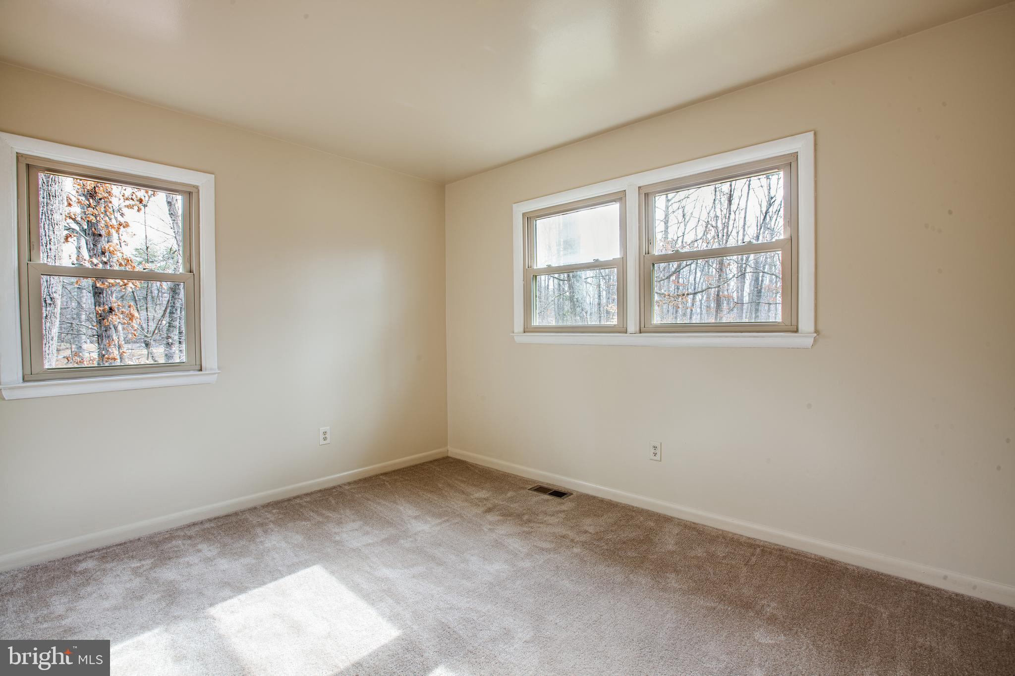 183 Heflin Road Stafford, VA 22556 - Photo 13 of 30 Bedroom two on upper, facing front.
