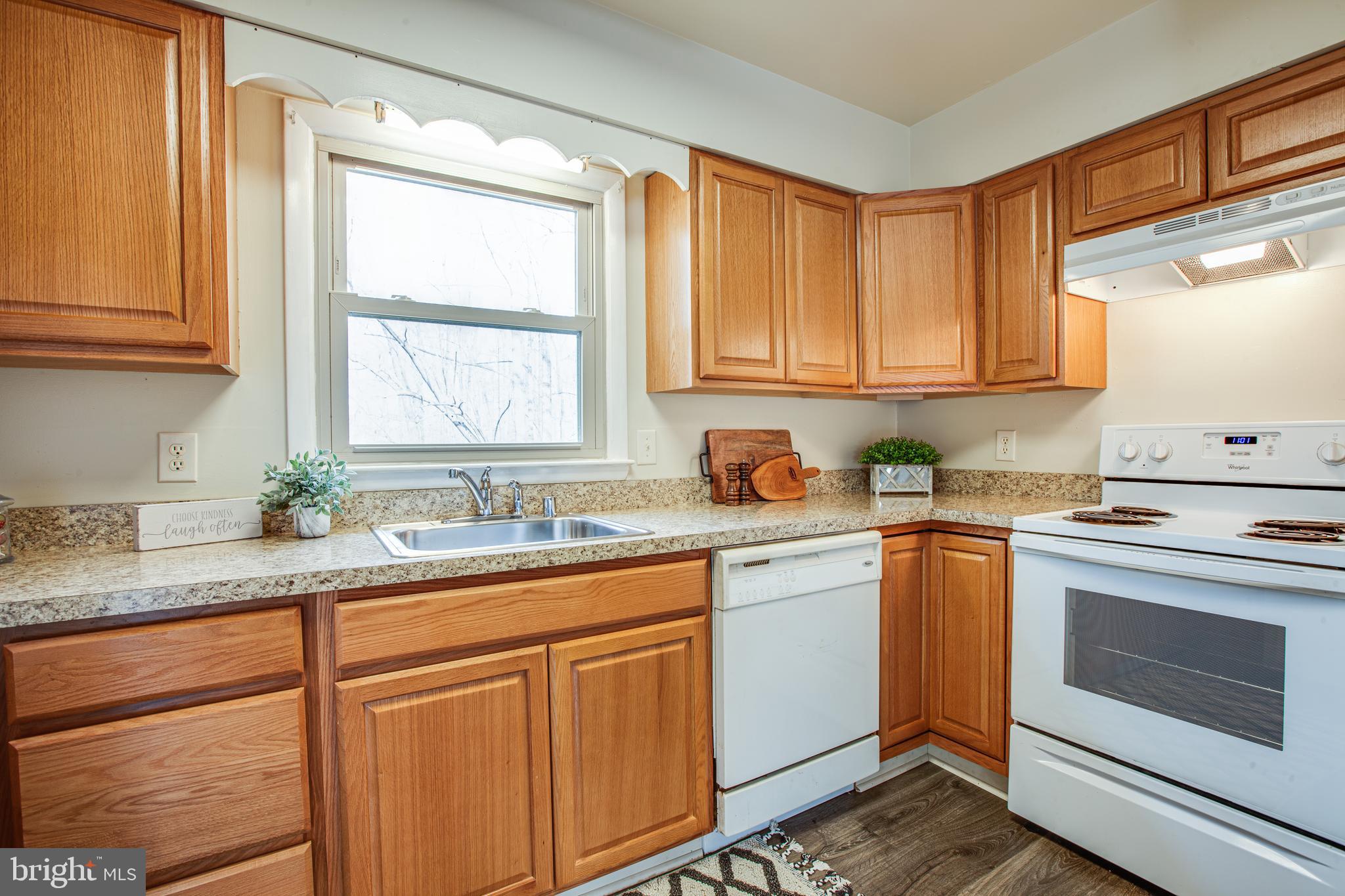 183 Heflin Road Stafford, VA 22556 - Photo 8 of 30 All new kitchen cabinets