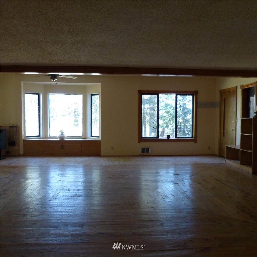 18996 Northwest Stavis Bay Road Seabeck, WA 98380 - Photo 10 of 22 Gallery Image 10