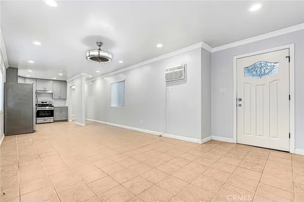 $2,900 | 400 West 109th Street, Los Angeles, CA 90061