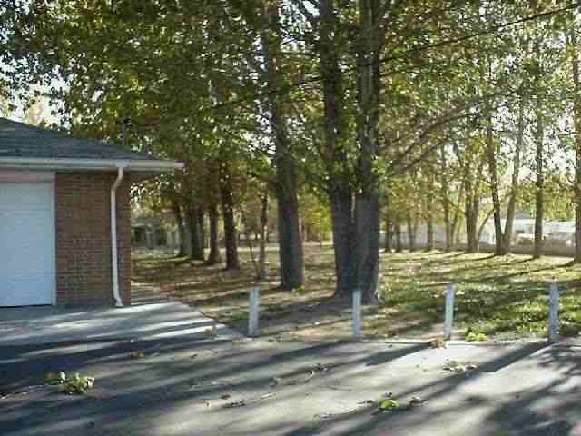 770 Soda Lake Road Fallon, NV 89406 - Photo 2 of 3 a view of a house with a tree in front
