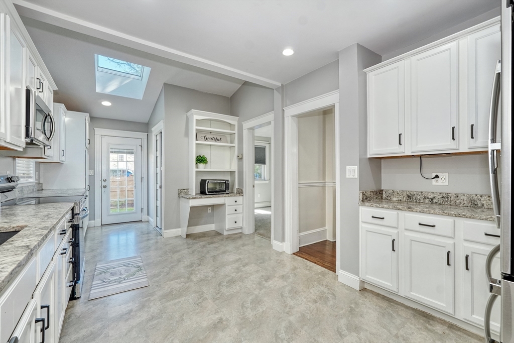 235 Curve Street Dedham, MA 02026 - Photo 11 of 42