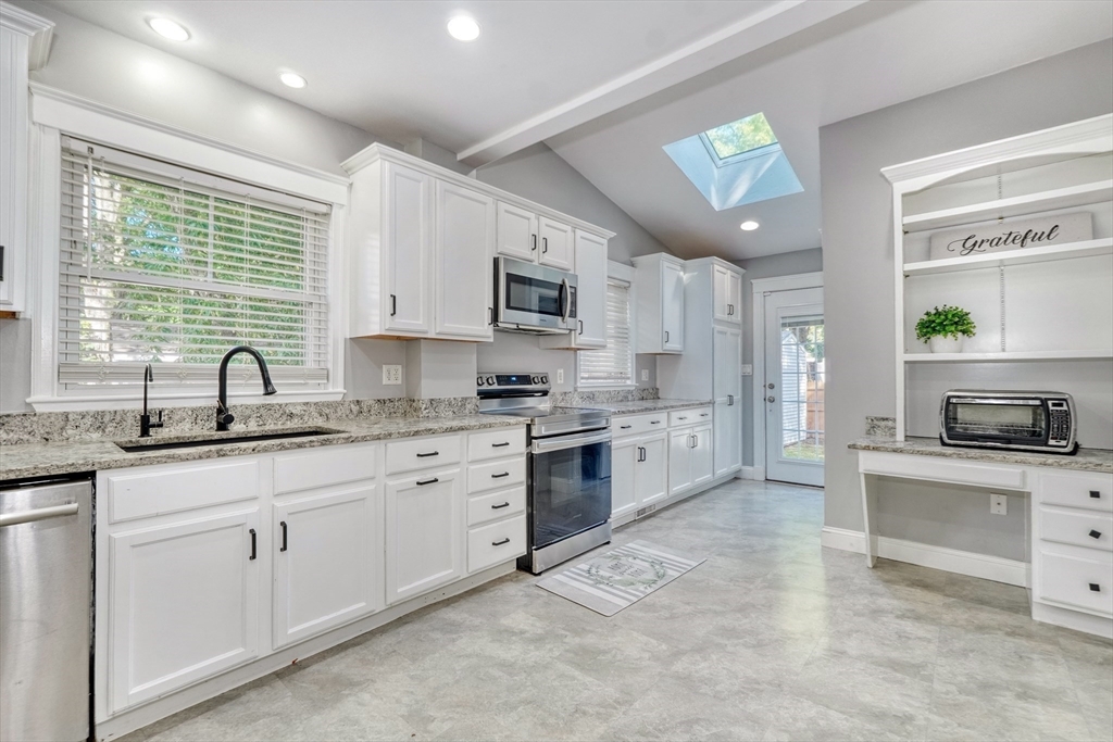 235 Curve Street Dedham, MA 02026 - Photo 13 of 42