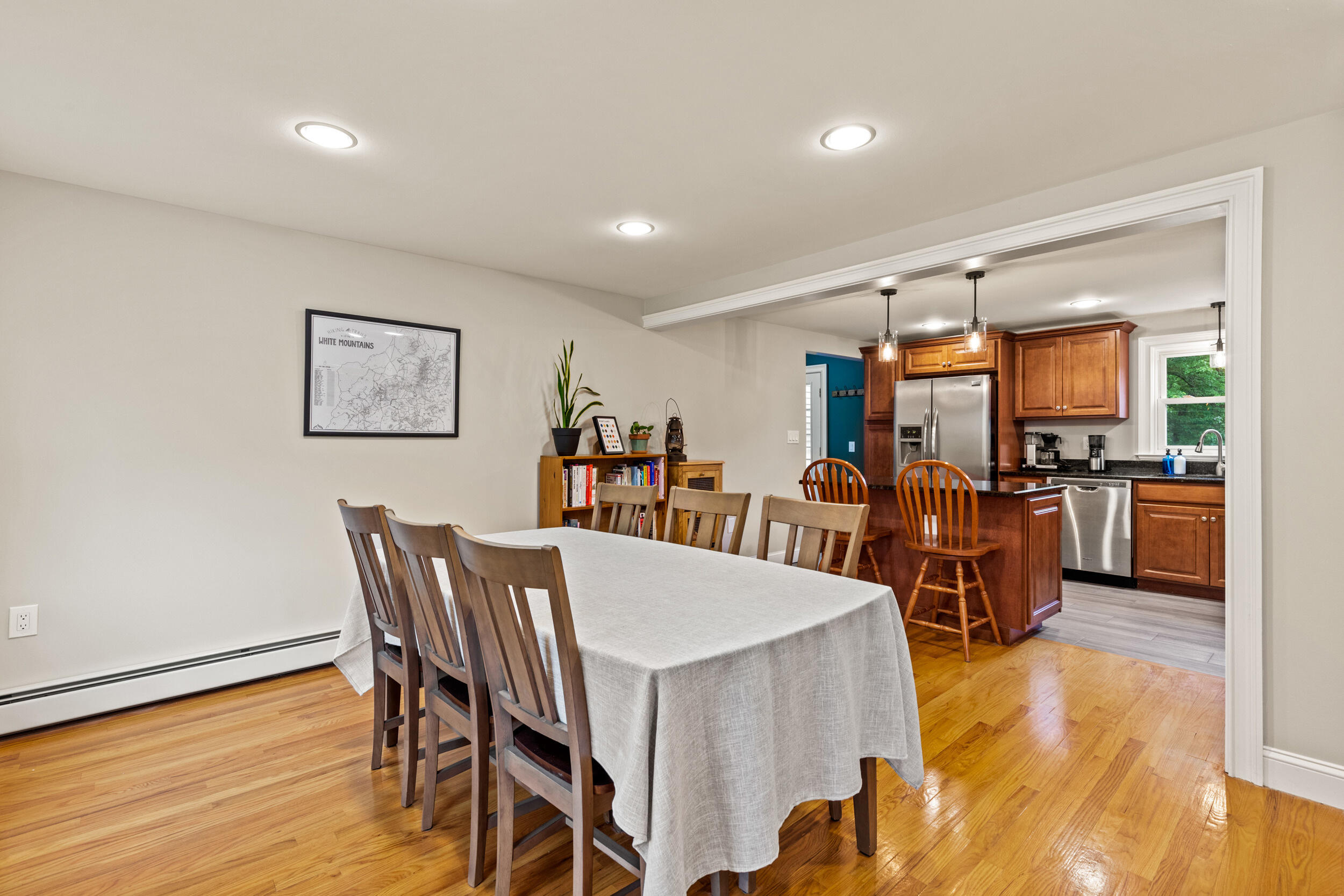 534 Summit Street Portland, ME 04103 - Photo 14 of 51 534 summit st portland-009