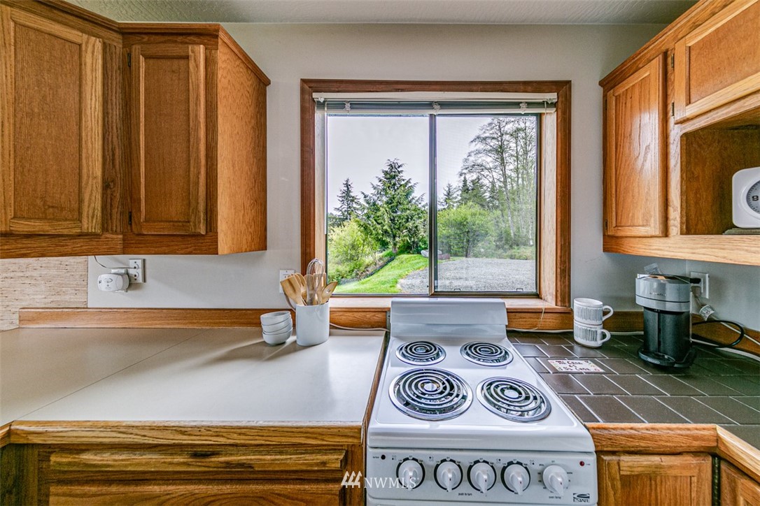 217 Rocky Road Port Angeles, WA 98363 - Photo 17 of 40 Gallery Image 17