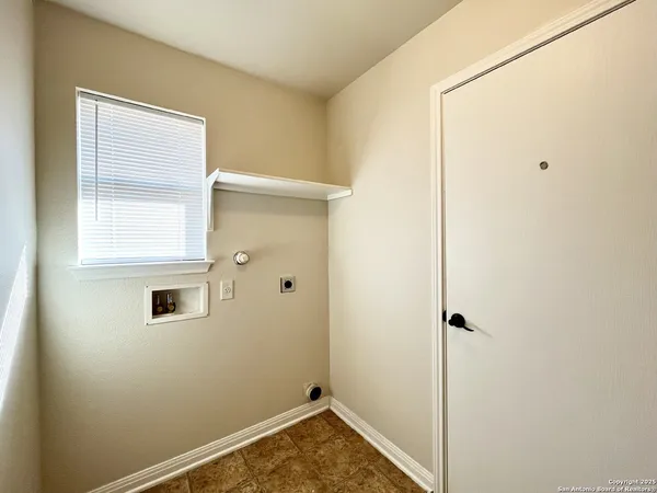 $1,550 | 8439 Blackstone Cove, Converse, TX 78109