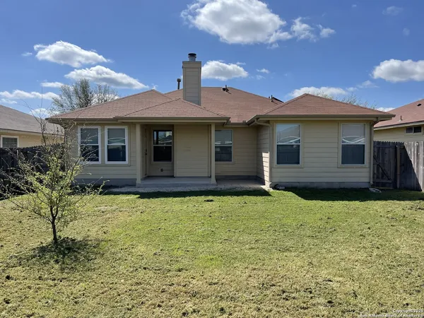 $1,550 | 8439 Blackstone Cove, Converse, TX 78109