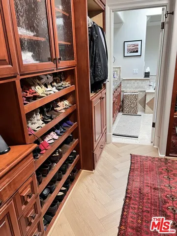 $13,999 | 11570 Sunset Boulevard, Los Angeles, CA 90049