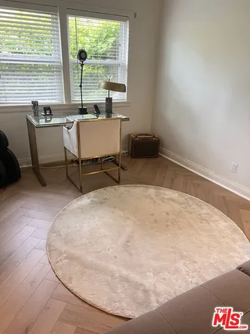 $13,999 | 11570 Sunset Boulevard, Los Angeles, CA 90049