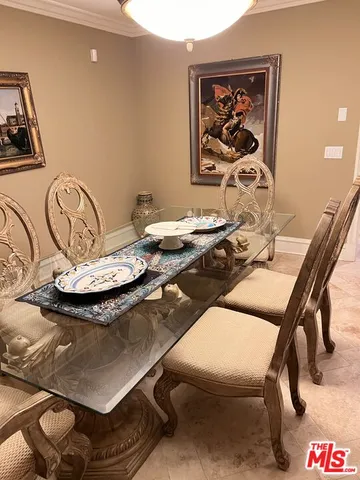 $13,999 | 11570 Sunset Boulevard, Los Angeles, CA 90049