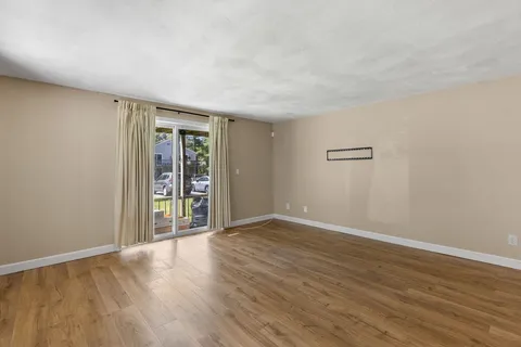 $325,000 | 70 Cape Drive, Unit 8B, Mashpee, MA 02649