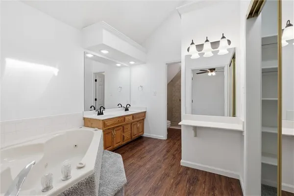 $425,000 | 1601 Northeast 81st Street, Kansas City, MO 64118