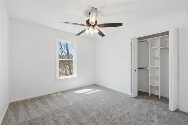 $425,000 | 1601 Northeast 81st Street, Kansas City, MO 64118