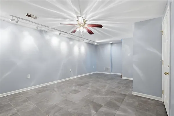 $425,000 | 1601 Northeast 81st Street, Kansas City, MO 64118