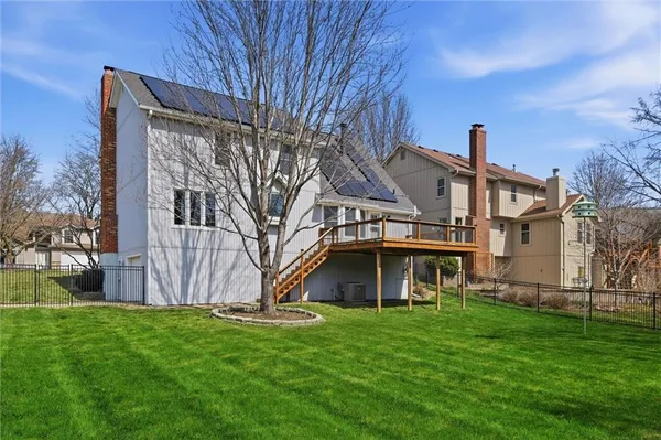 $425,000 | 1601 Northeast 81st Street, Kansas City, MO 64118