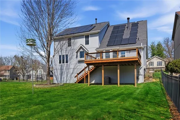 $425,000 | 1601 Northeast 81st Street, Kansas City, MO 64118