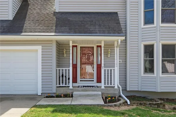 $425,000 | 1601 Northeast 81st Street, Kansas City, MO 64118