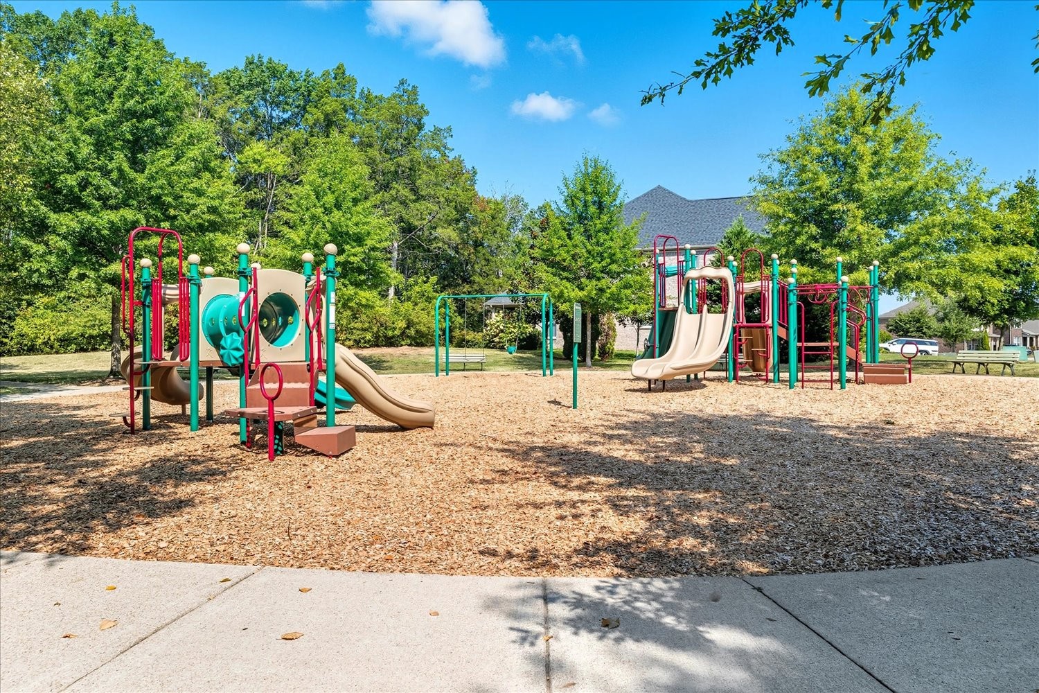 4706 Venito Street Mount Juliet, TN 37122 - Photo 37 of 39 a view of outdoor space with garden and entertaining space