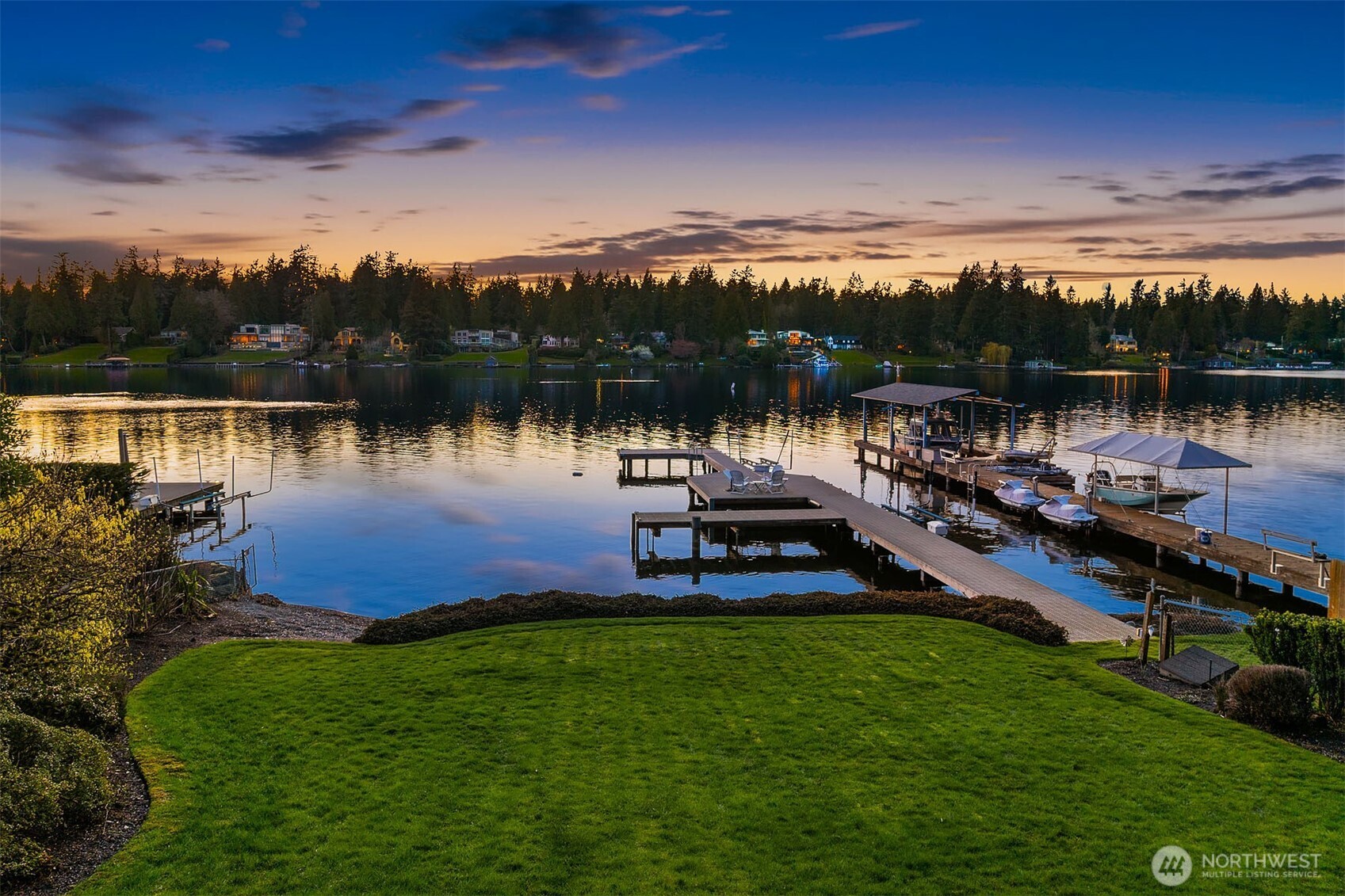 8901 Northeast 36th Street Yarrow Point, WA 98004 - Photo 2 of 40