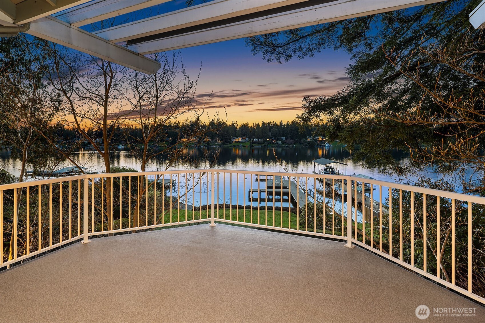 8901 Northeast 36th Street Yarrow Point, WA 98004 - Photo 9 of 40