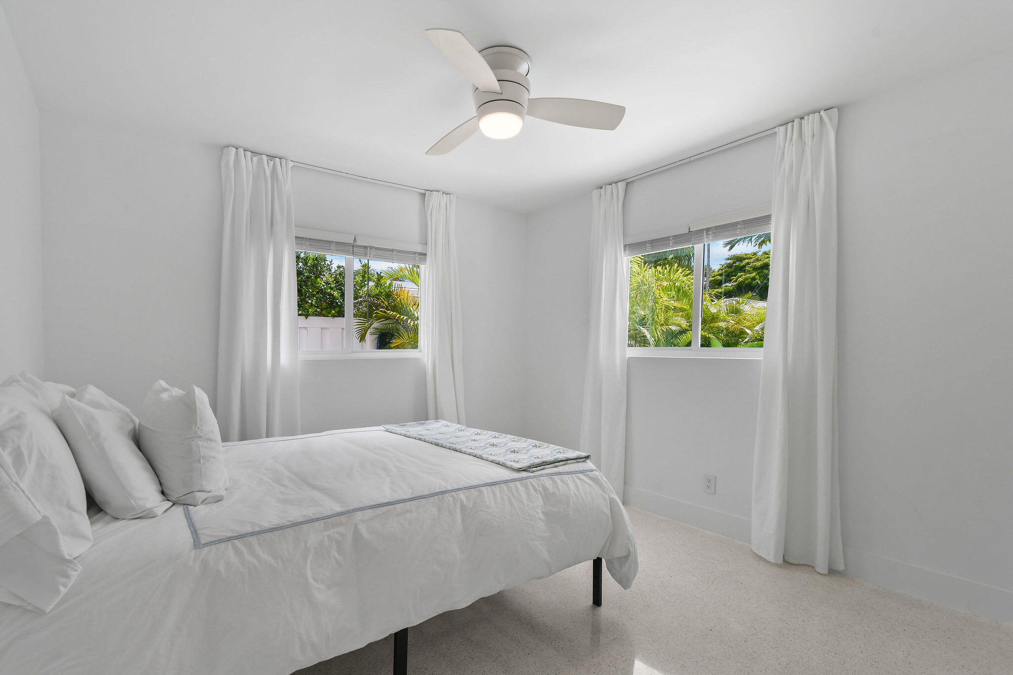 3315 Northeast 31st Avenue Lighthouse Point, FL 33064 - Photo 41 of 72 3315NE31stAve(66)