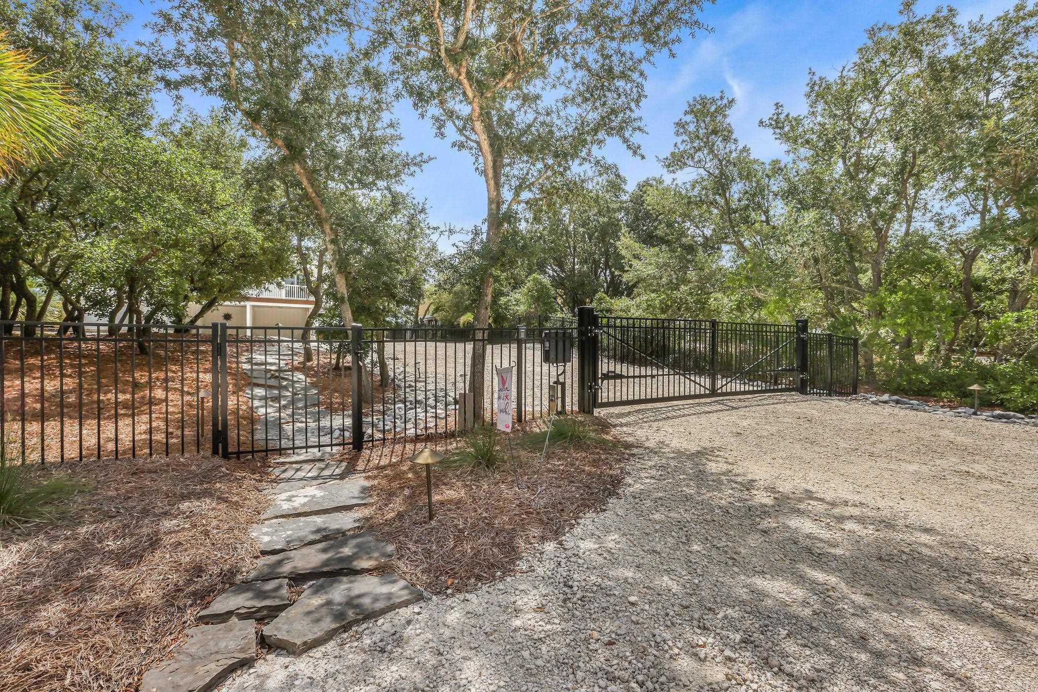32130 River Road Orange Beach, AL 36561 - Photo 2 of 51 Fence