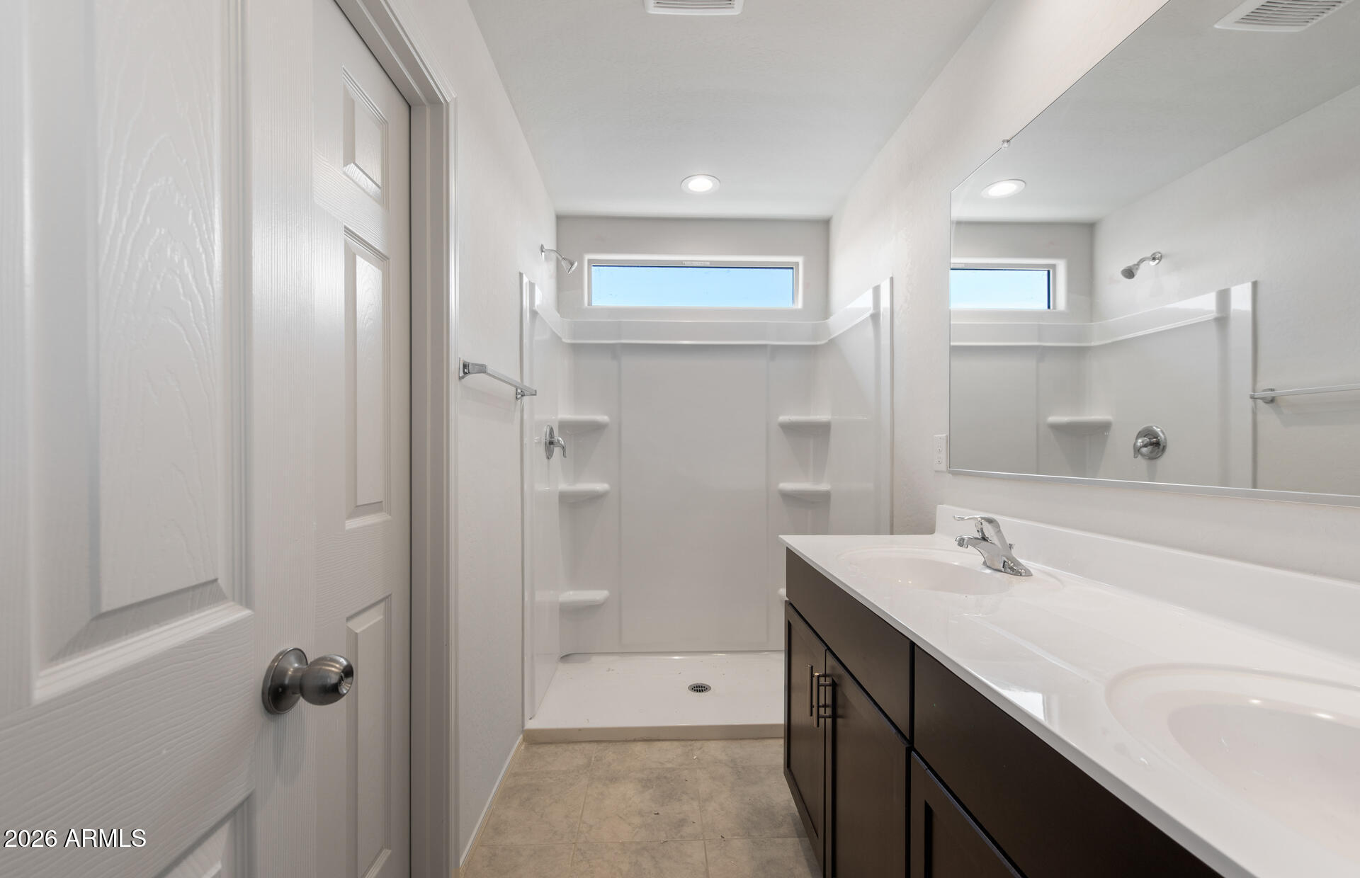 43010 West Palo Amarillo Road Maricopa, AZ 85138 - Photo 14 of 22 13 - Owner Shower