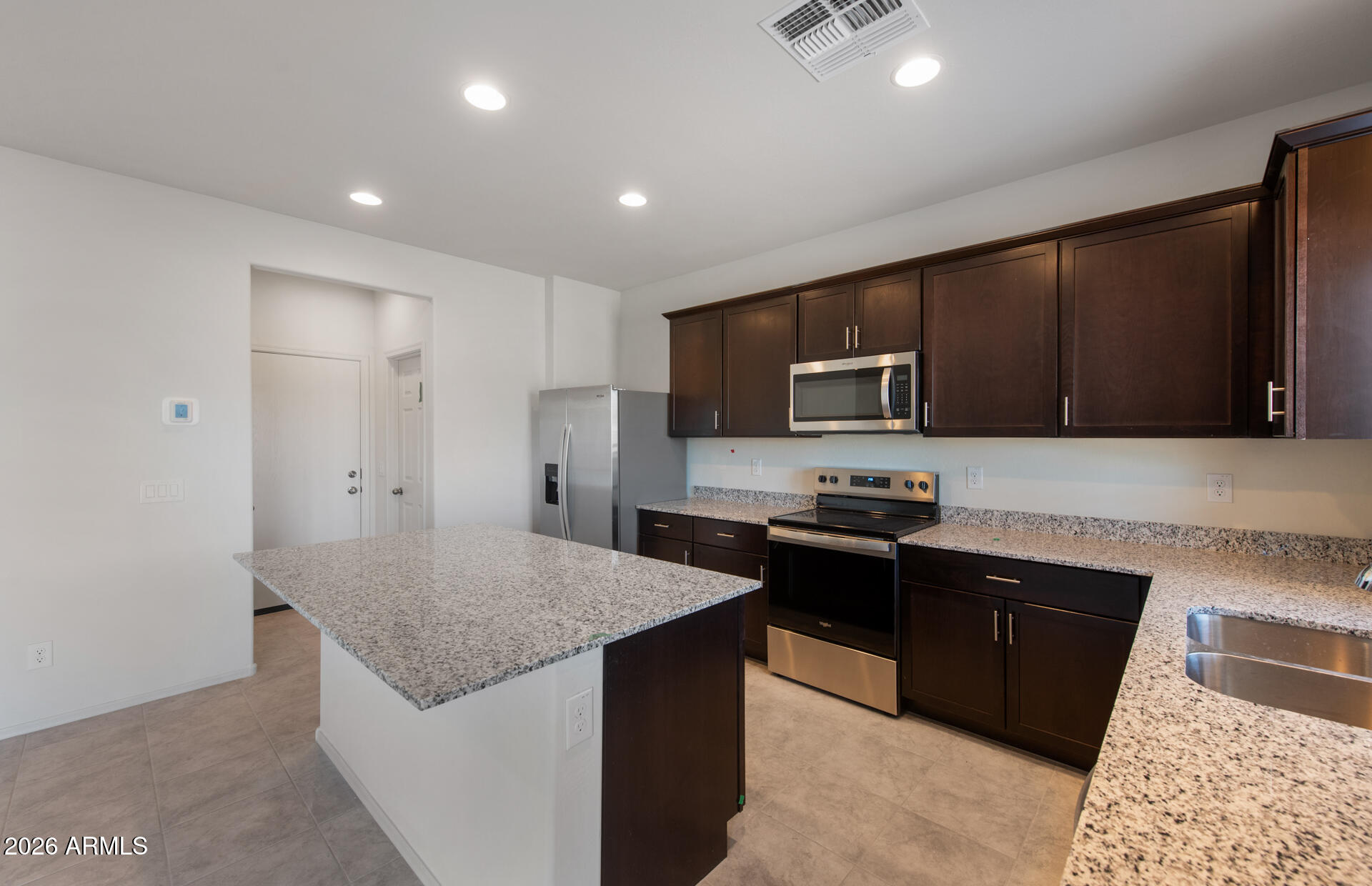 43010 West Palo Amarillo Road Maricopa, AZ 85138 - Photo 4 of 22 3 - Kitchen