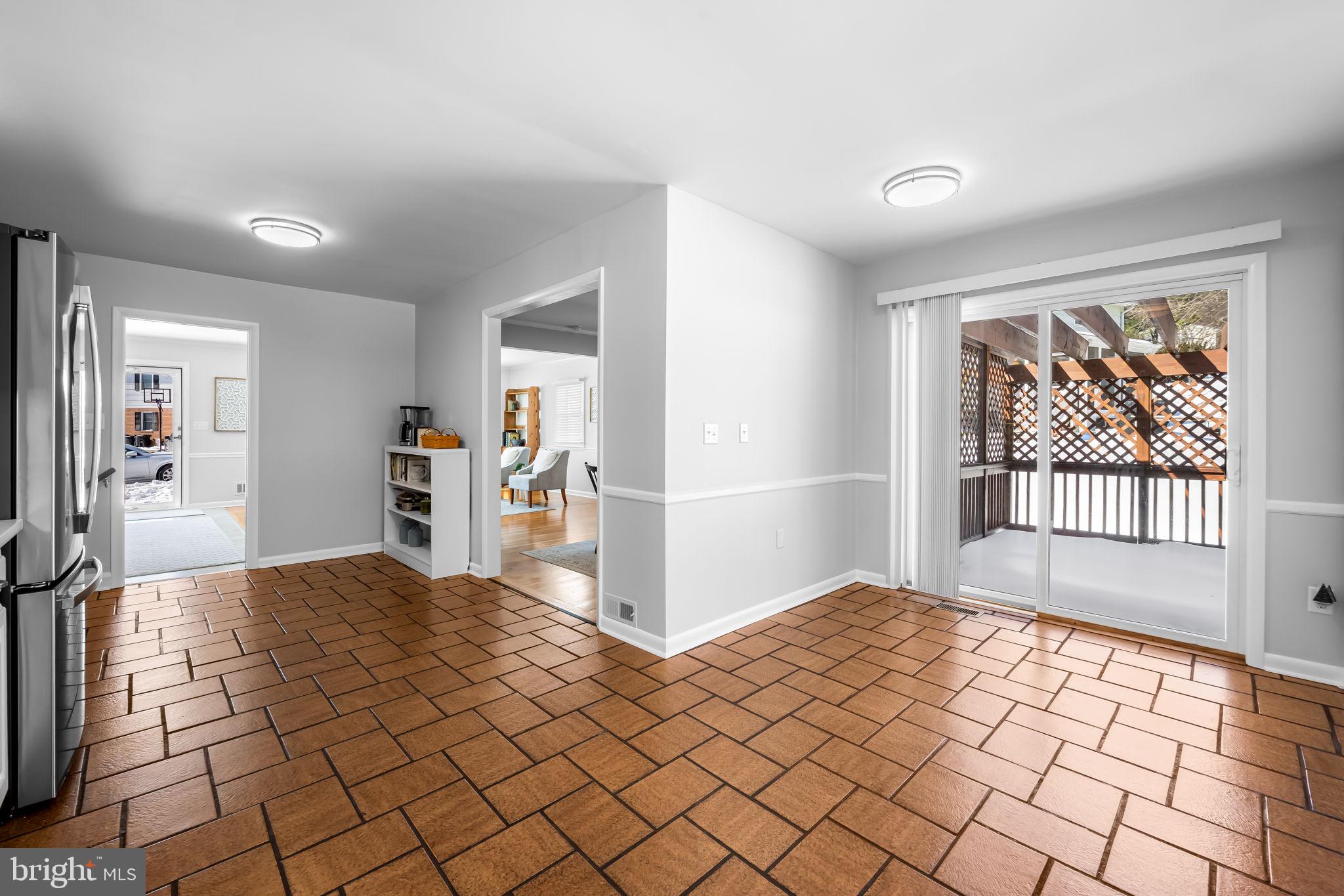 8517 Tallwood Road Lutherville-Timonium, MD 21093 - Photo 14 of 56