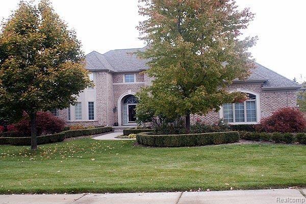 4685 Goodison Pl Drive Rochester, MI 48306 - Photo 1 of 11 GORGEOUS, METICULOUSLY KEPT HOME