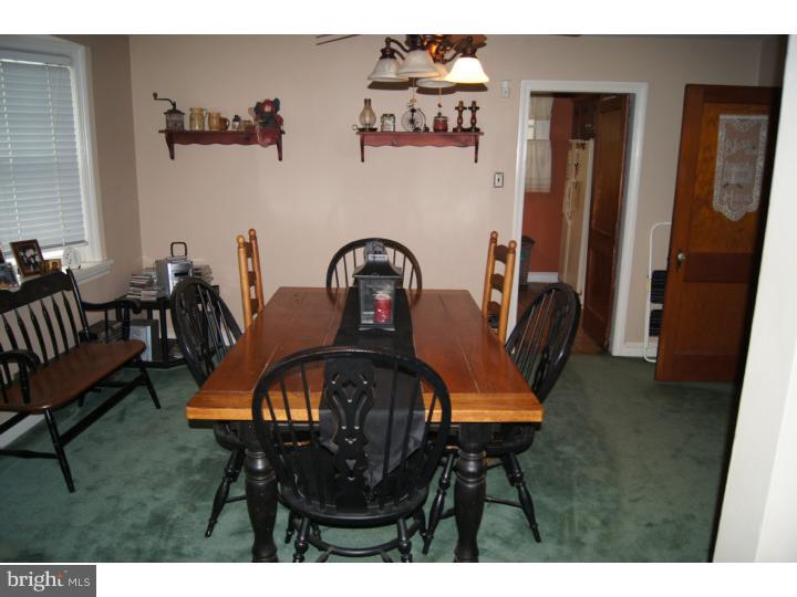 7326 Ryers Avenue Philadelphia, PA 19111 - Photo 6 of 25 Dining Room