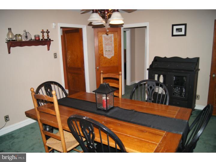7326 Ryers Avenue Philadelphia, PA 19111 - Photo 7 of 25 Dining Room
