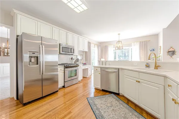 $780,000 | 4454 Woodford Pass Northeast, Roswell, GA 30075