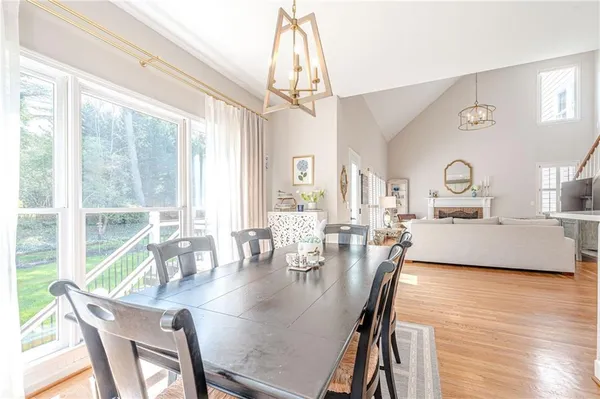 $780,000 | 4454 Woodford Pass Northeast, Roswell, GA 30075